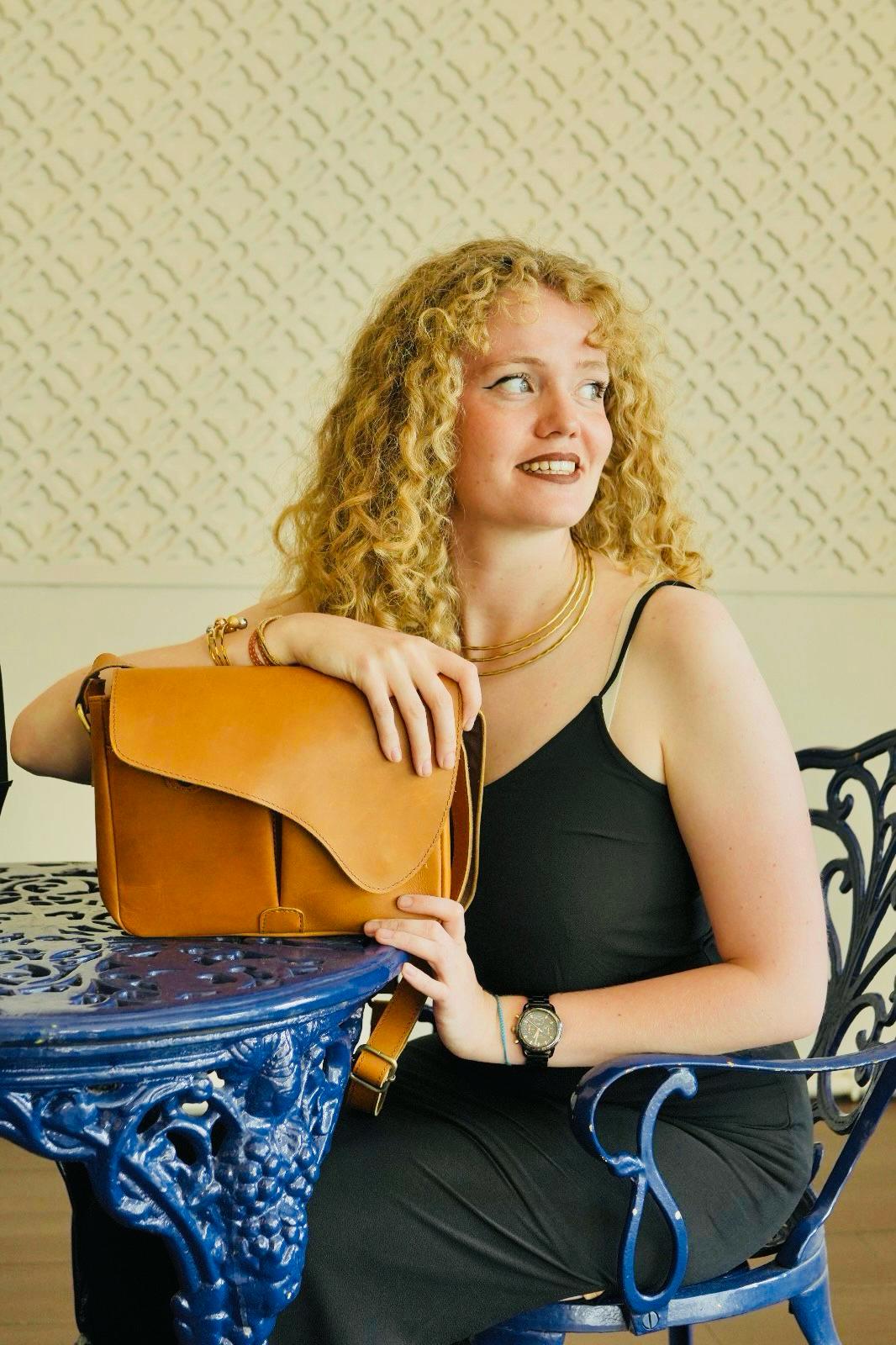 Veru Full Grain Leather Crossbody Bag