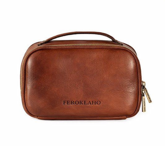 Benju Leather Dopp Bag With Zipper